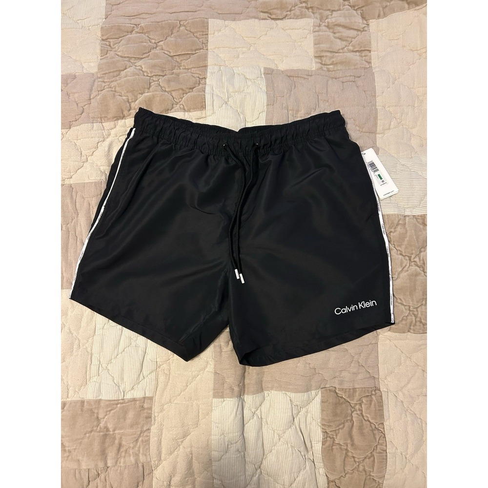 Calvin Klein Men's Large Black Lined Swimwear Trunks Shorts